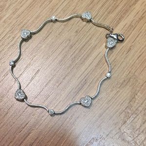 Silver heart bracelet